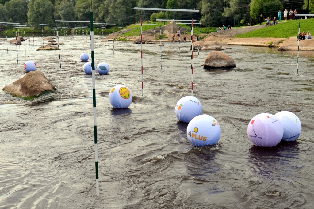 10 uzņēmumu lielās bumbas skriesies Gaujā