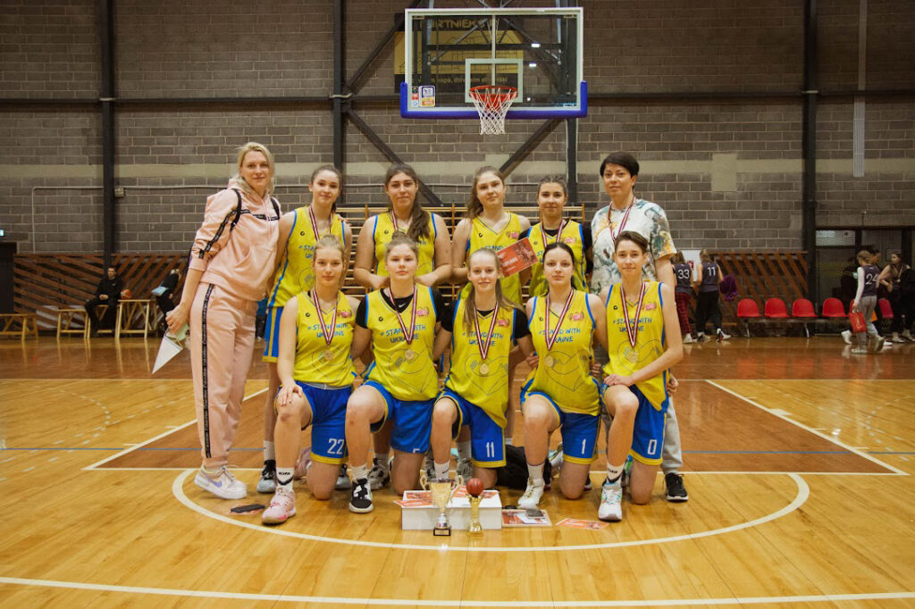 72. tradicionālajā basketbola turnīrā Rūjienā triumfē Valkas un Valmieras komandas