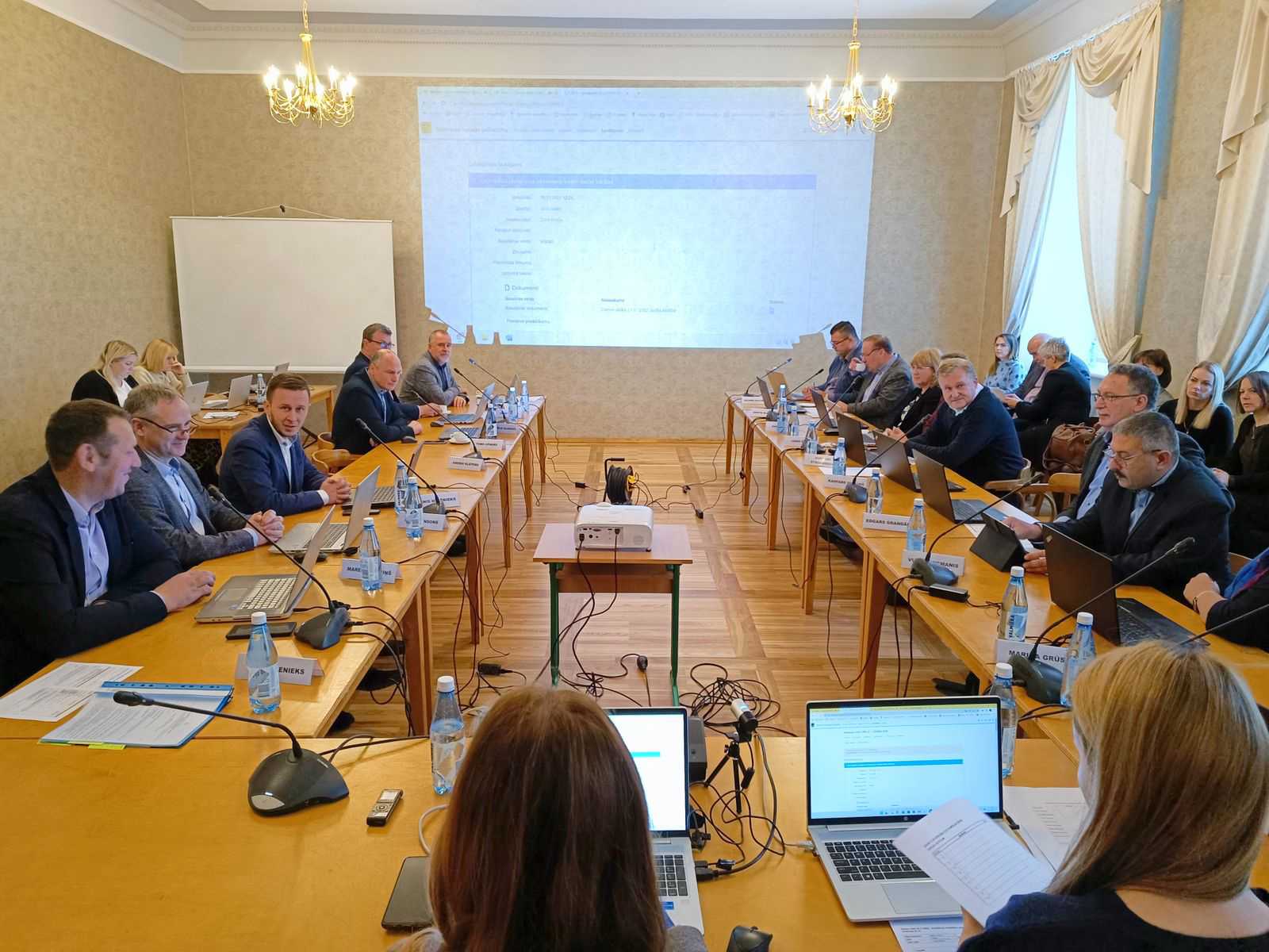 Abpusēji lietderīgas sarunas
