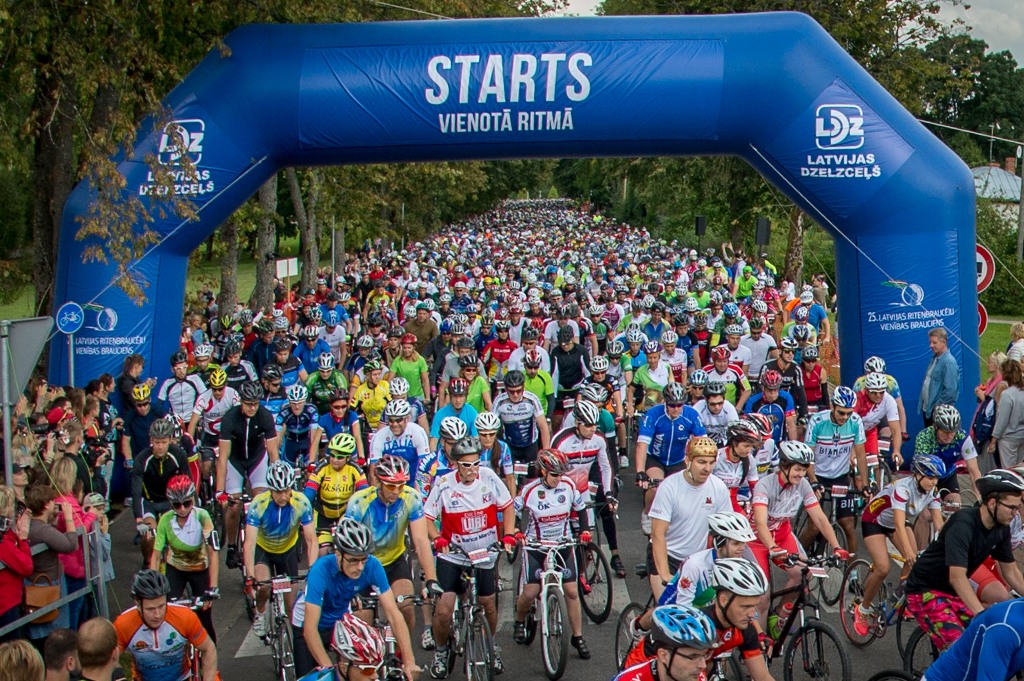 Aicina Vienības velobrauciens