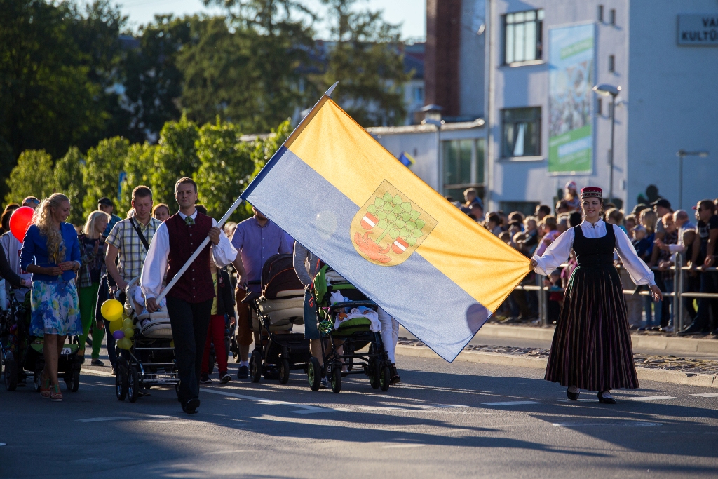 Aicina pieteikties pilsētas svētku gājienam Valmiera lepojas!