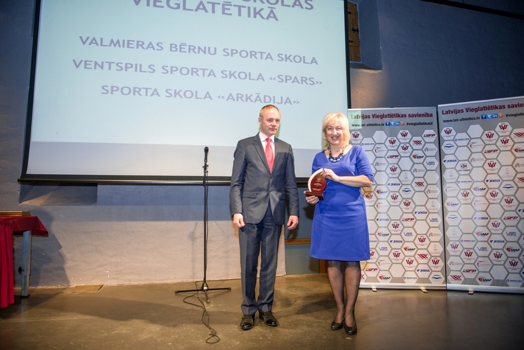 Apbalvojumi Valmieras Bērnu sporta skolai