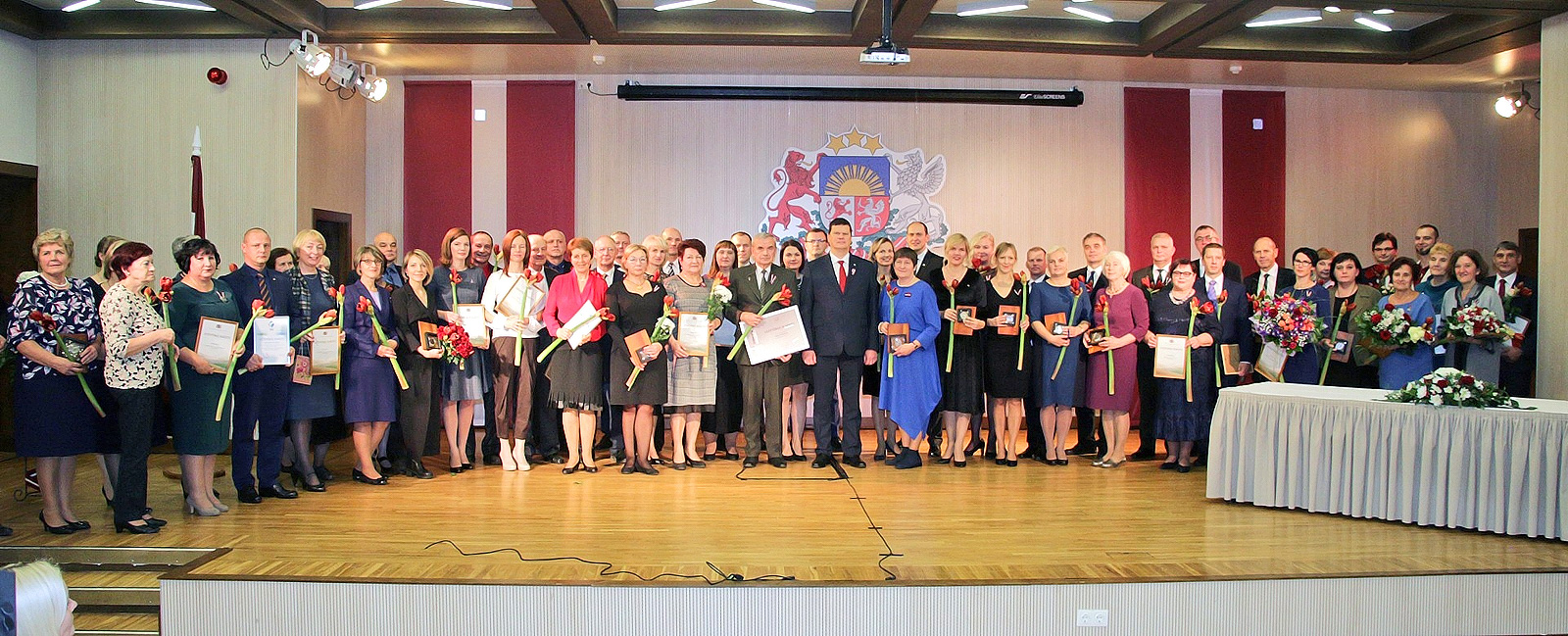 Apbalvoti nozares labākie