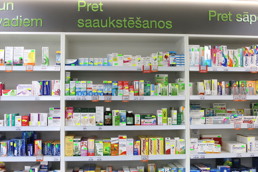 Aptieku plaukti ātri tukšojas