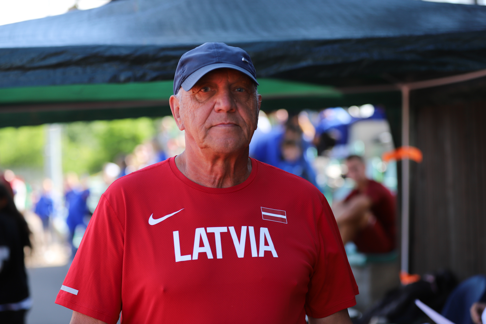 Ar daudzcīņnieka tvērienu