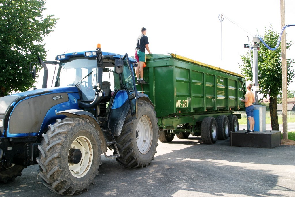 Astoņpadsmitajā sezonā — graudu pieņemšanas un pirmapstrādes filiāle Matīšos