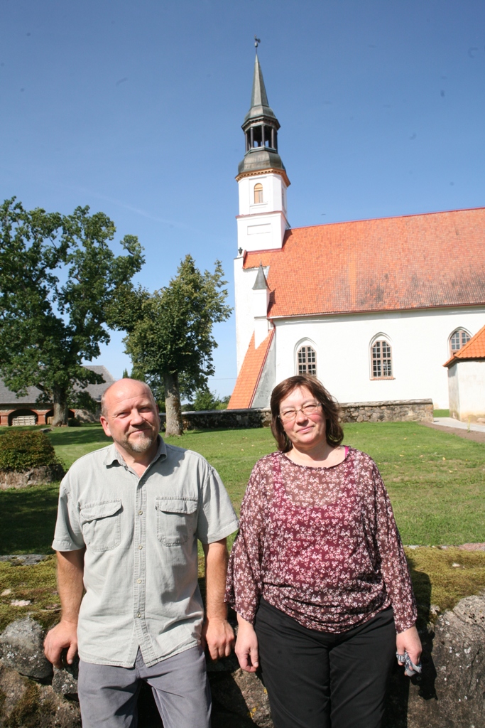 Atjaunotajai Burtnieku draudzei – 30