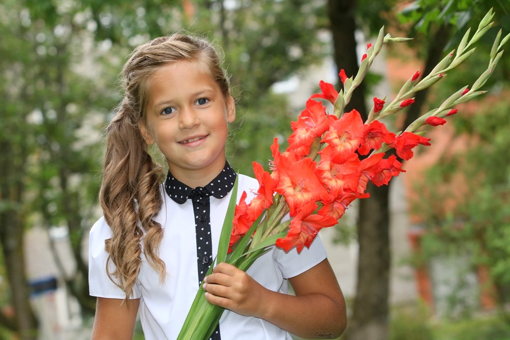 Bērni steidz lielajā dzīvē