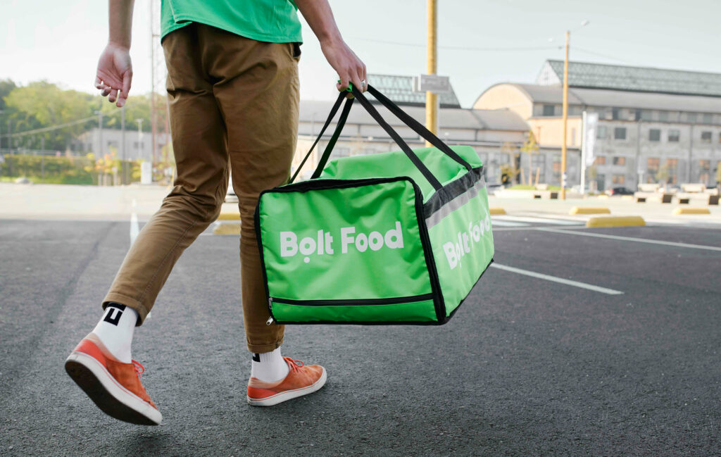 «Bolt Food» uzsāk ēdienu piegādi Valmierā