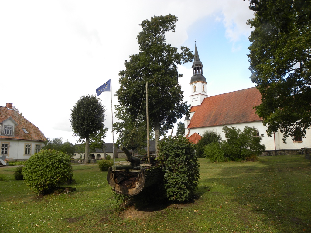 Burtnieku baznīca rāda paveikto