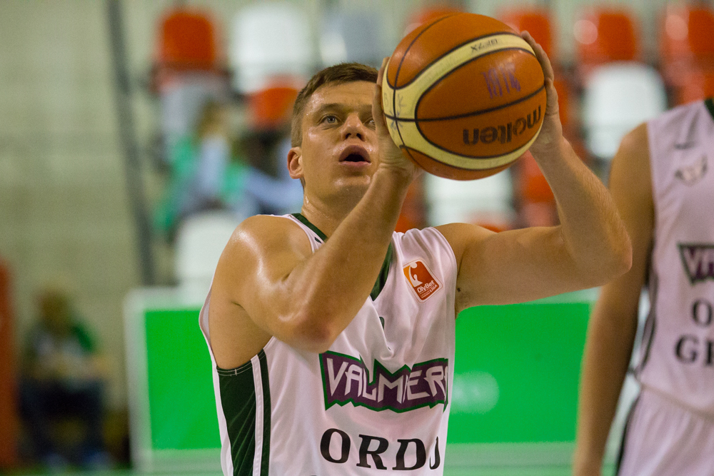 Čempionu karogu iesvēta ar uzvaru