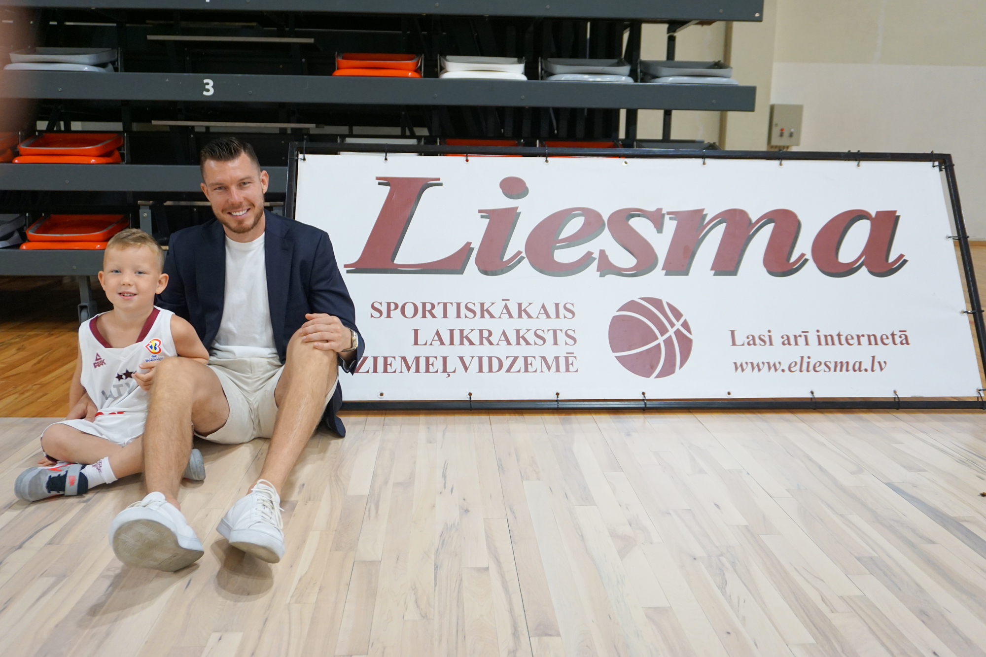 Dairis Bertāns – īpaši Liesmai