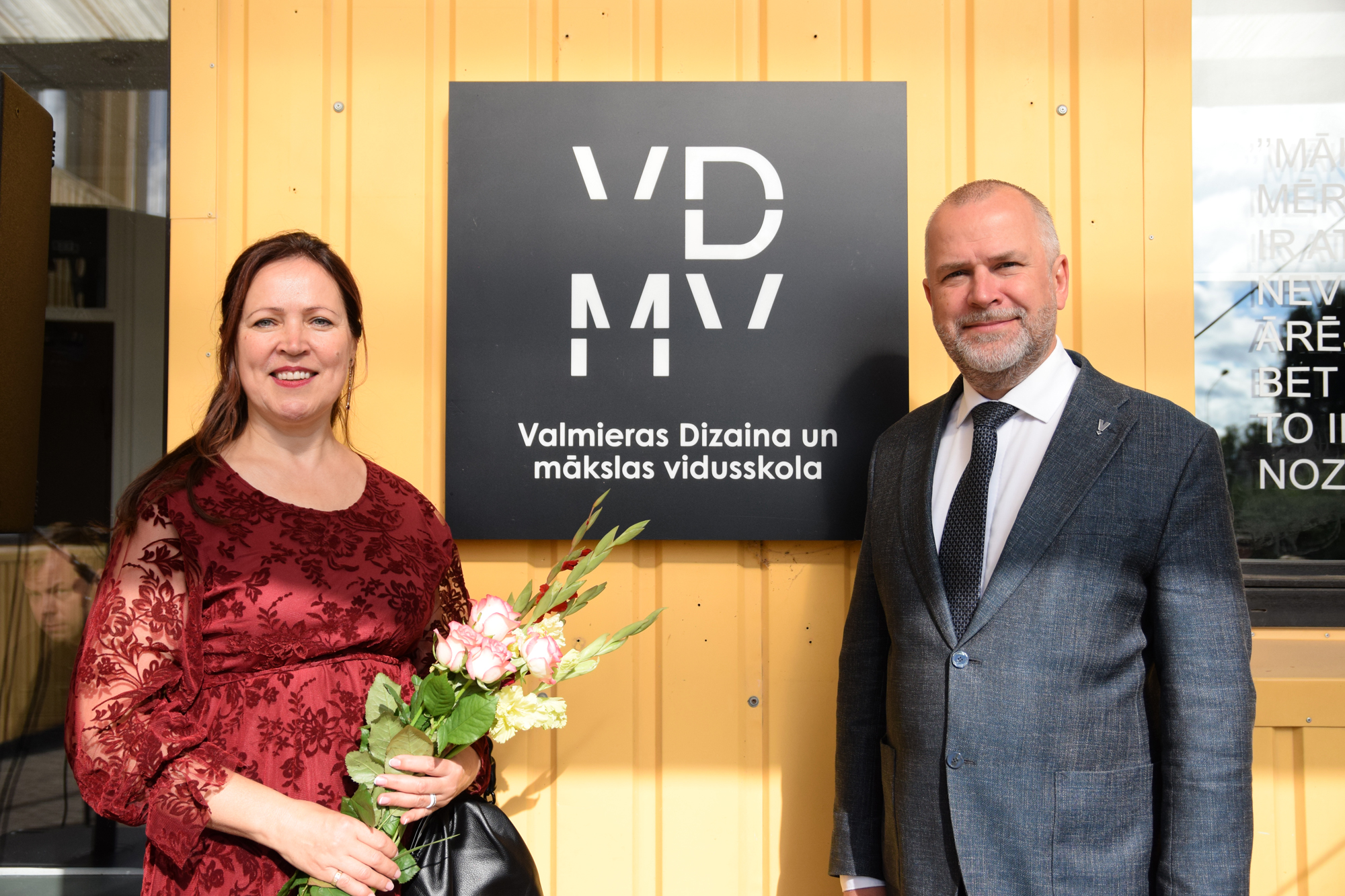 Darbu sākusi jaunā Valmieras Dizaina un mākslas vidusskolas direktore