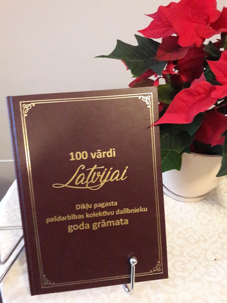 Dikliešu 100 vārdi Latvijai