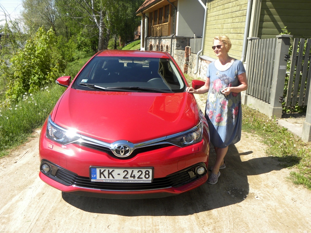 Diriģente pie stūres