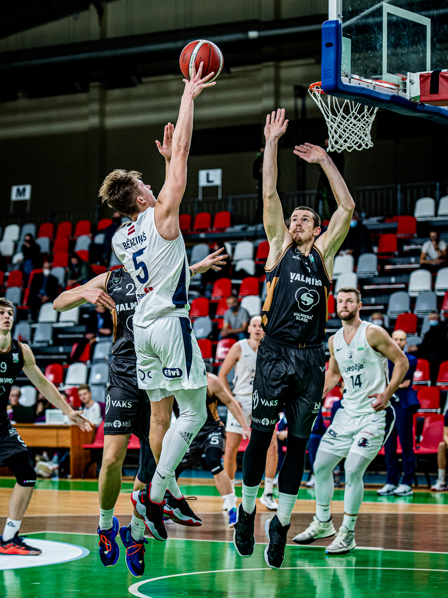 ENBL pieredze: cerība pret bezcerību