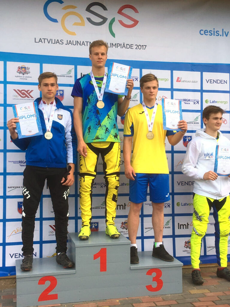 Edvards Glāzers — Jaunatnes olimpiādes čempions!