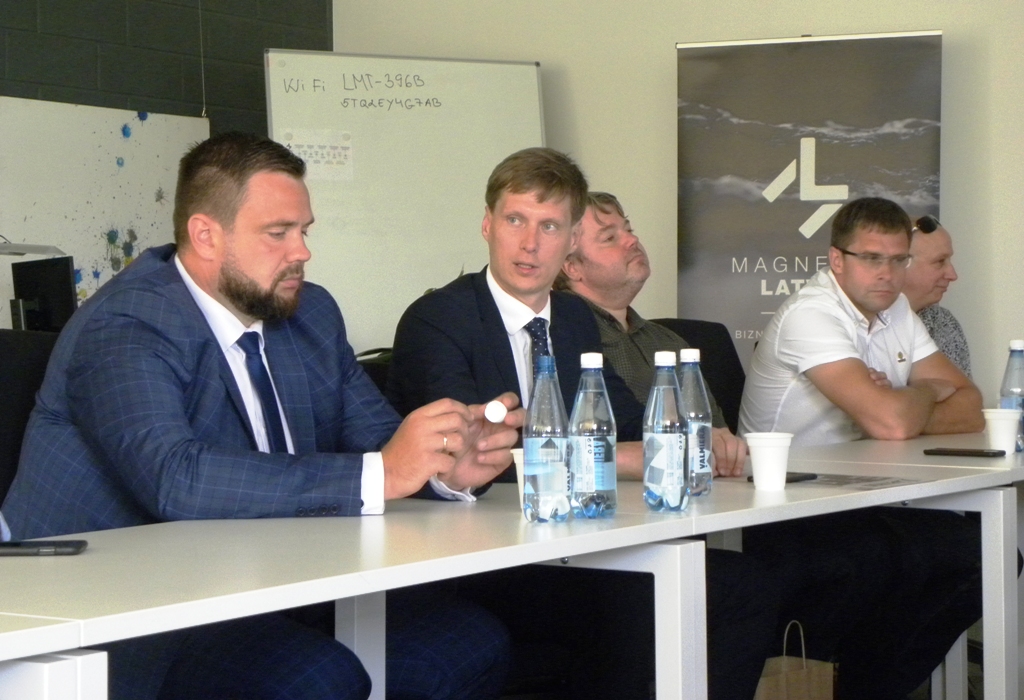 Ekonomikas ministrs Valmierā
