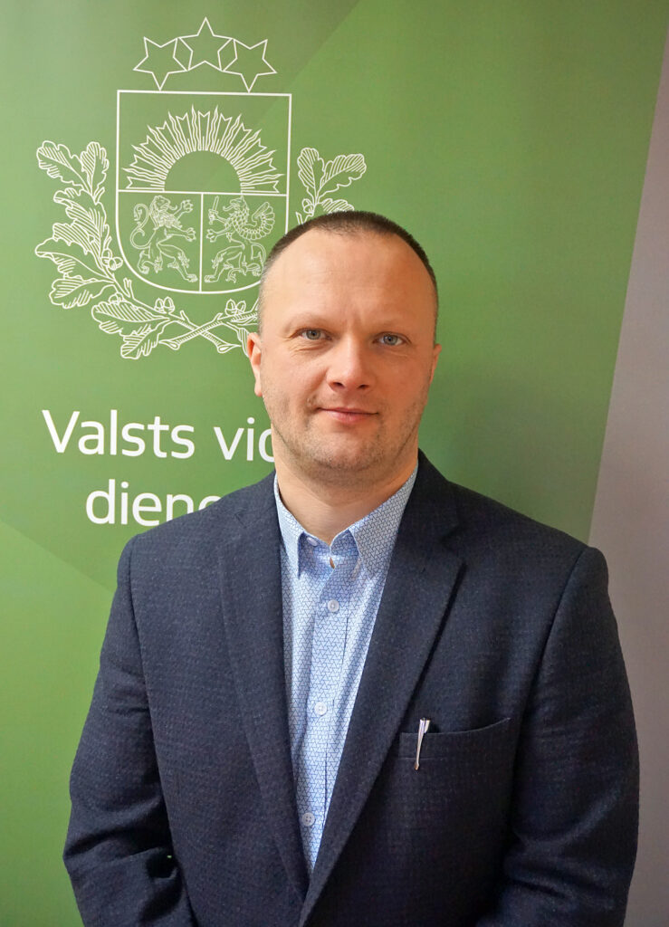 Ekonomists vides sardzē