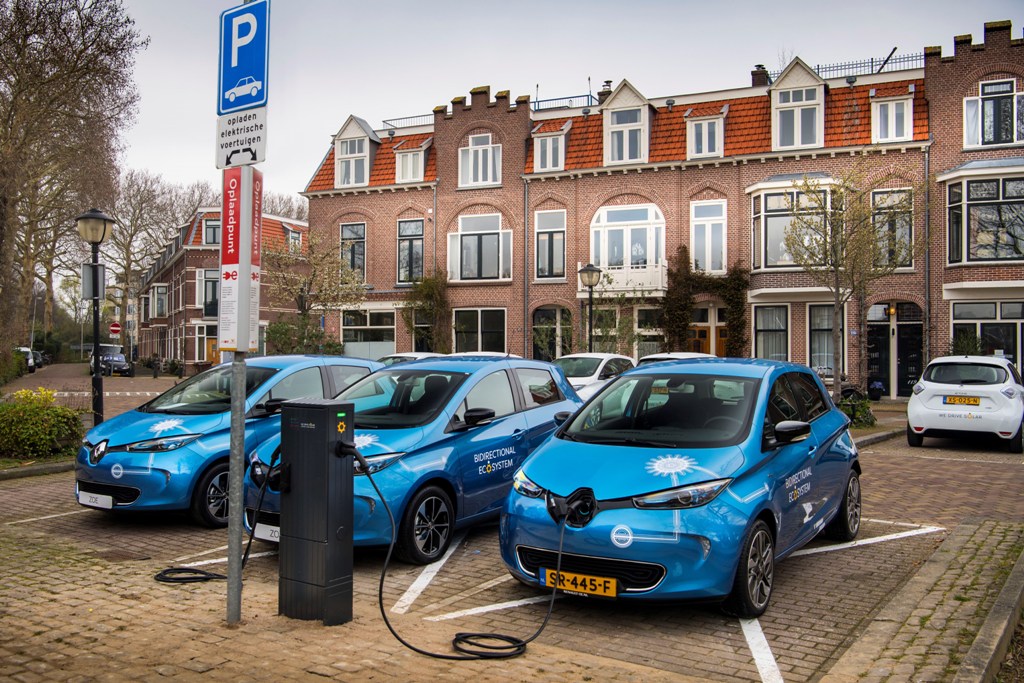 Elektromobilitāte: pie viņiem un pie mums