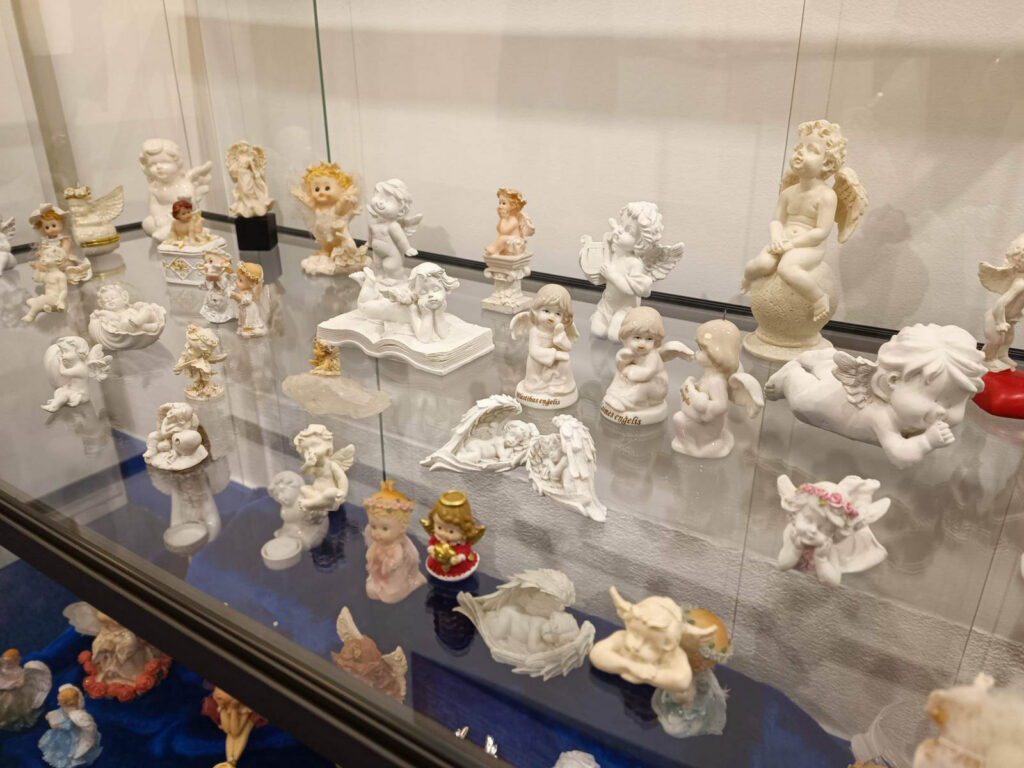 Eņģeļu izstāde Naukšēnu Cilvēkmuzejā