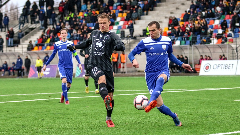 Futbolisti iepriecina