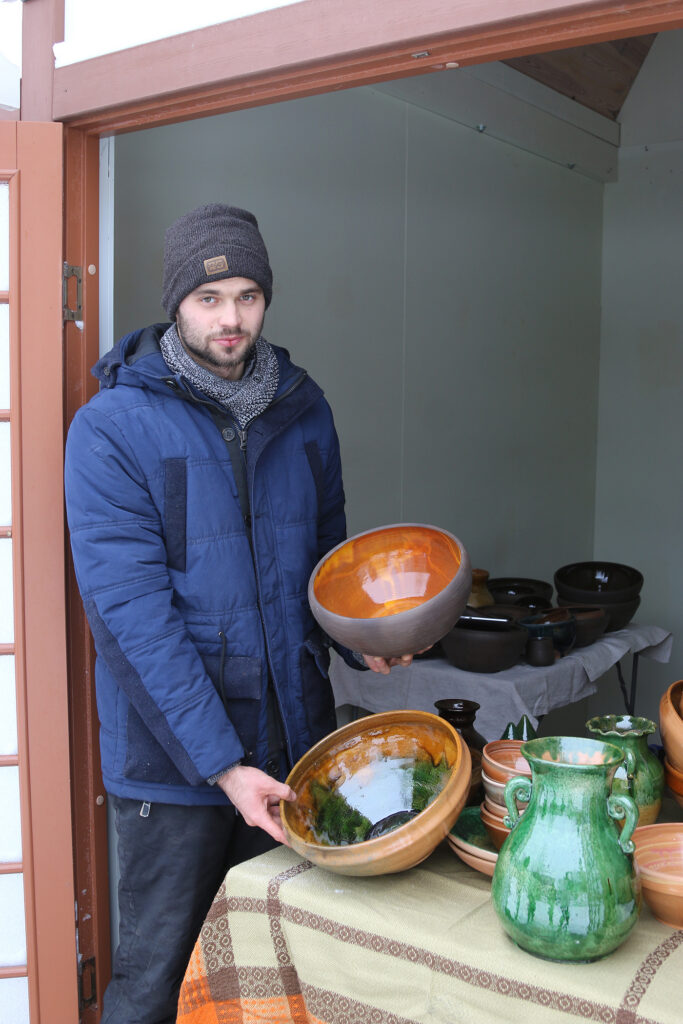 Gados jauns meistars  senajā keramikas pasaulē