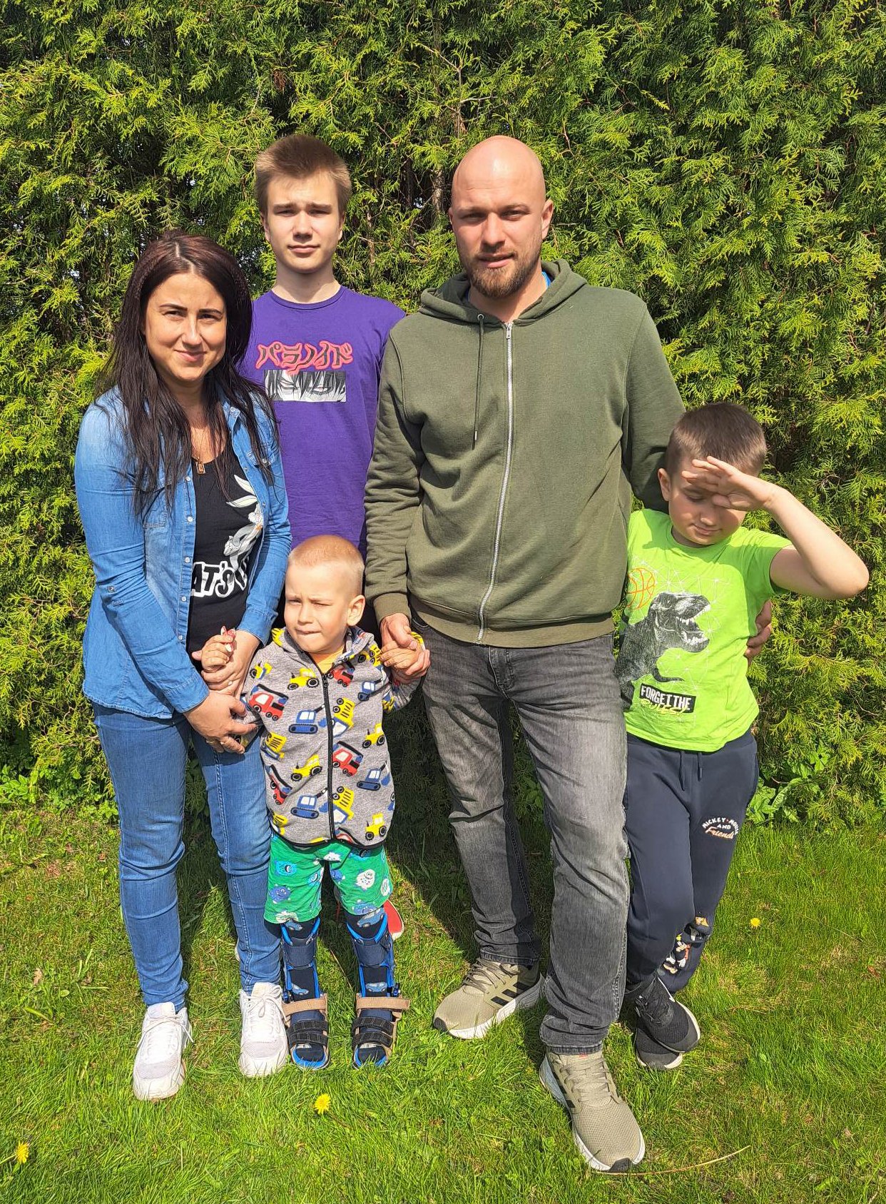 Ģimeni savilka skudrupūznī