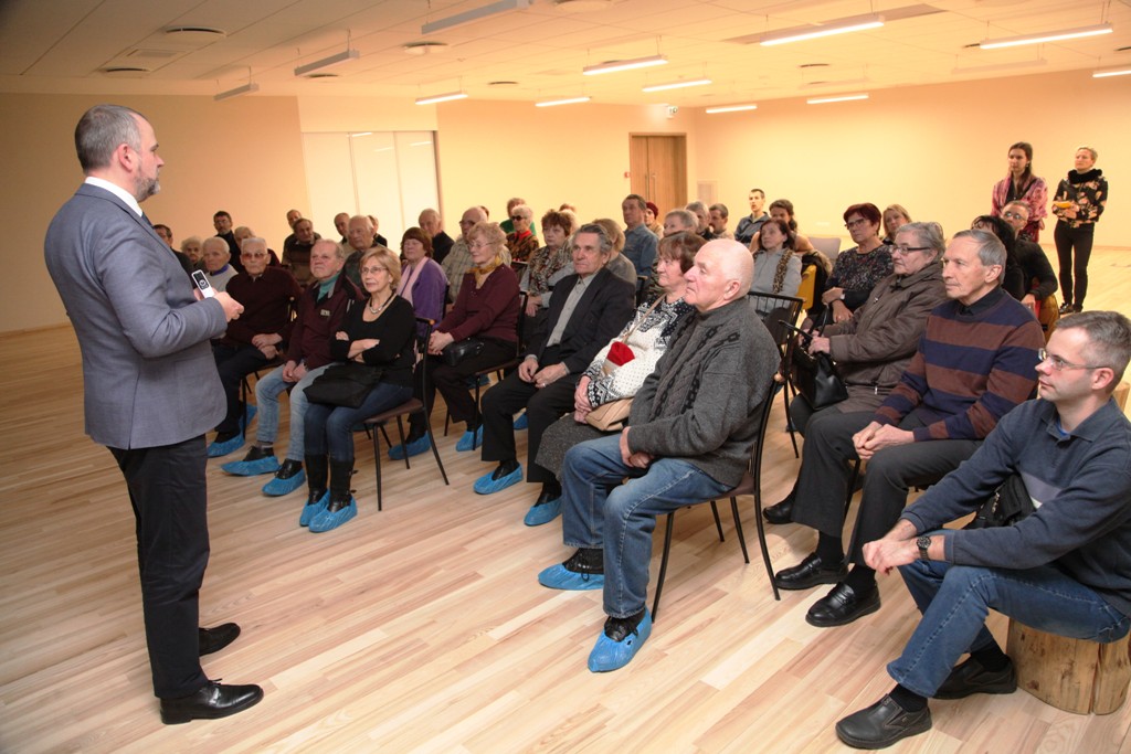Iedzīvotāji tiekas ar Valmieras pilsētas vadību