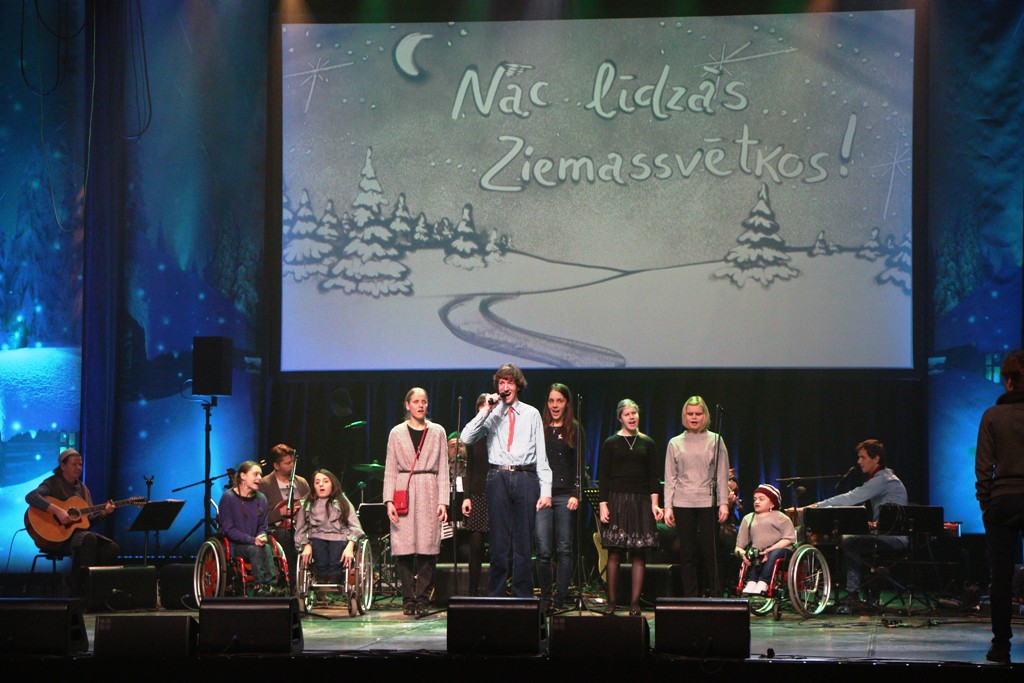 Ieskandēts svētku gaišums