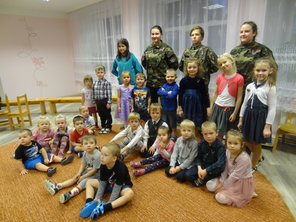 Ietin savu valsti mīļvārdos