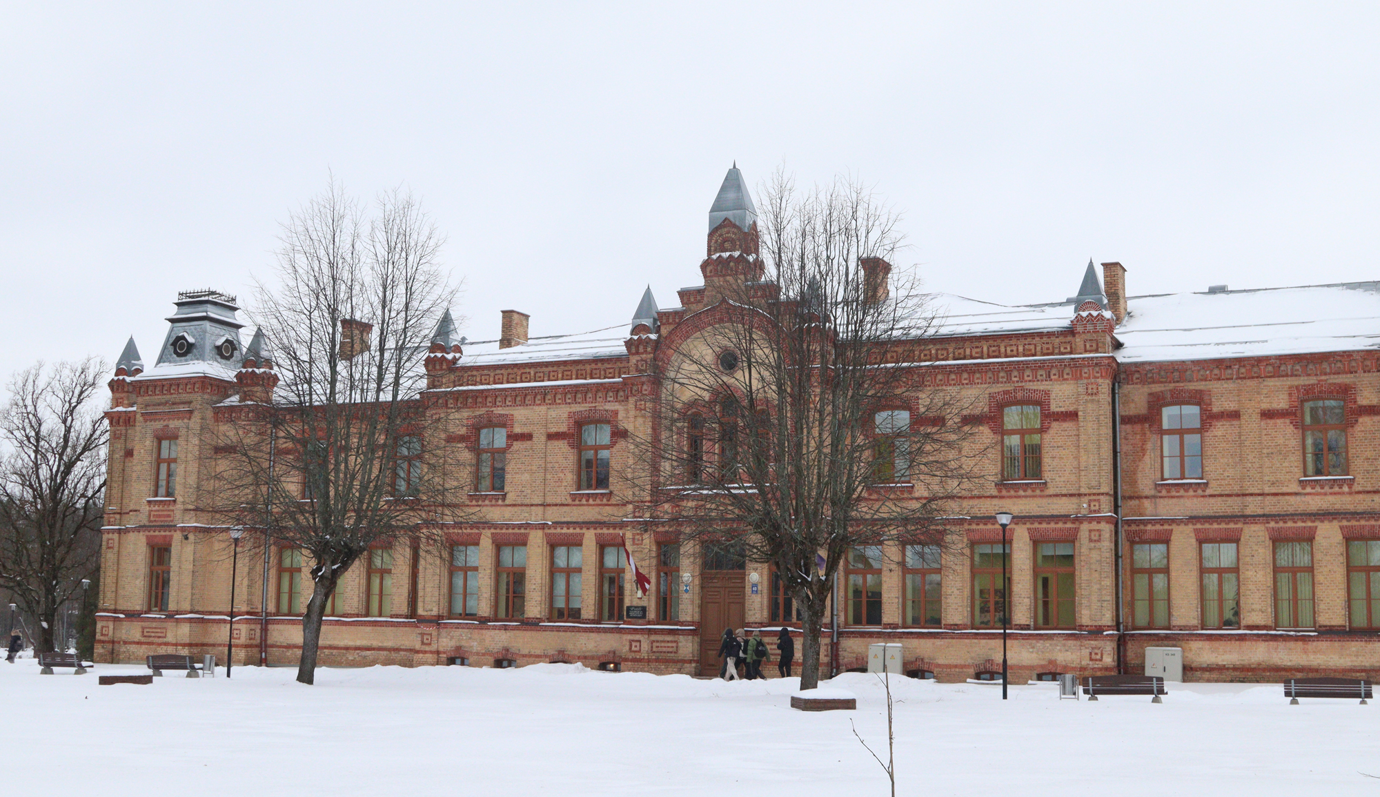Izglītības kvalitāte Valmieras novada ģimnāzijās