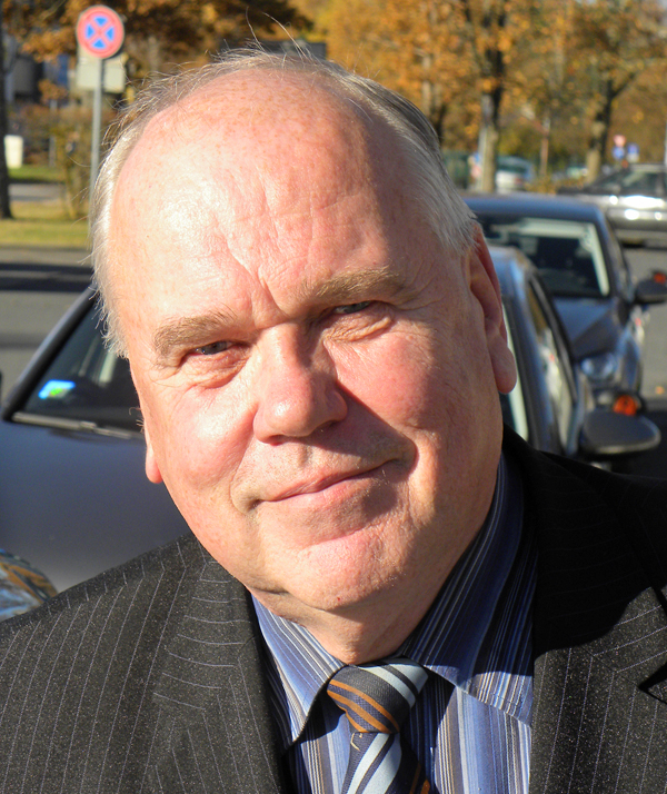 Jābrauc vispirms laukumā