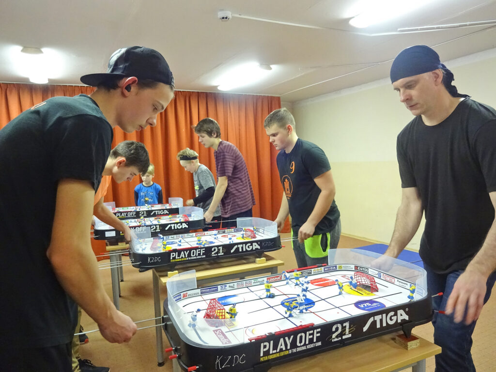 Jau septītais Valmieras čempionāts galda hokejā
