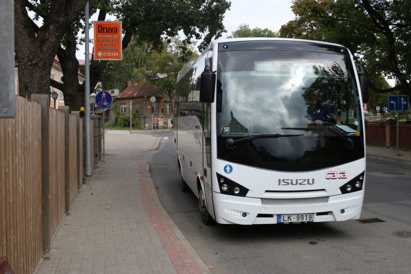 Kad aizbrauks pēdējais autobuss?