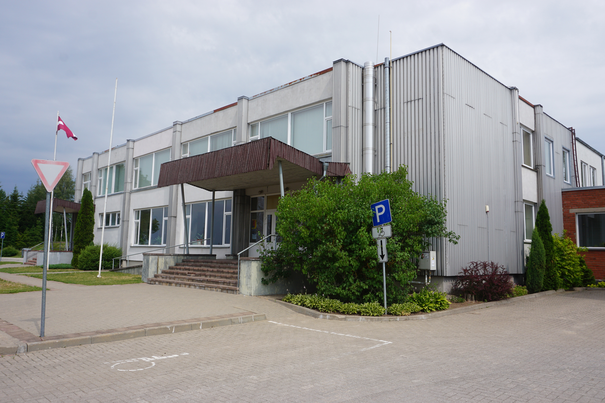 Kaislības ap Vanagu ielu 4 Valmiermuižā