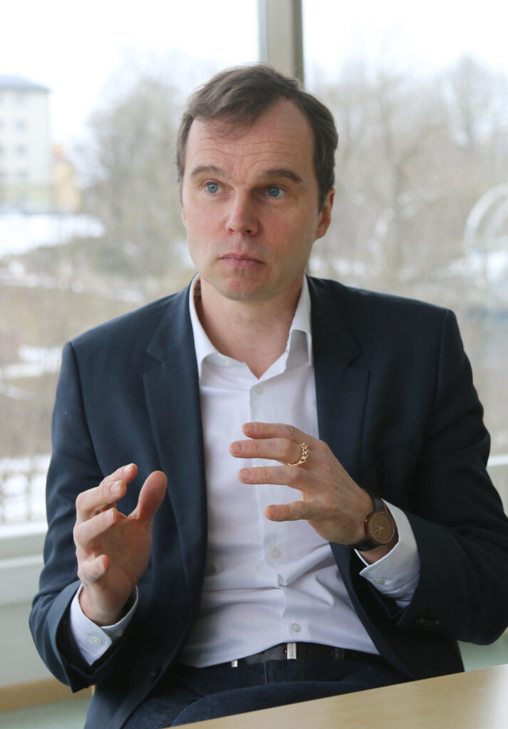 Kara beigu sākumā