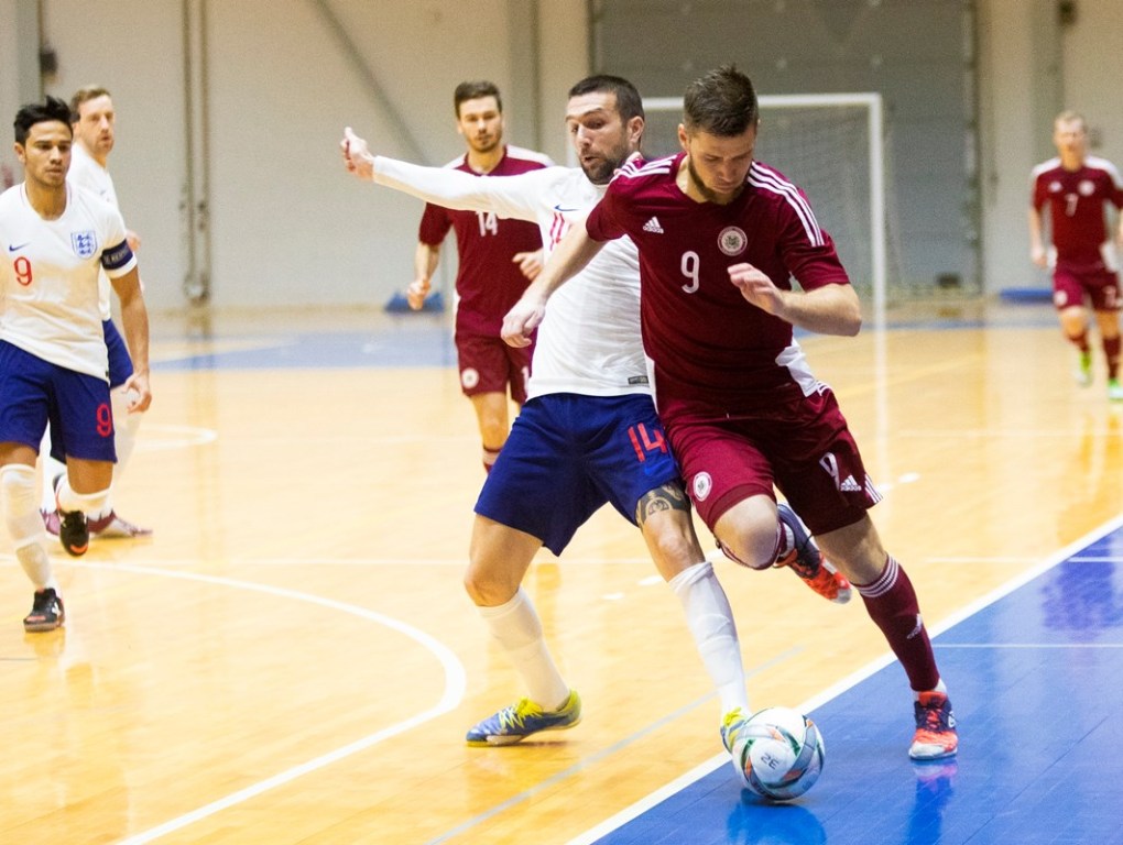 Koļesņikovs sekmē Latvijas panākumu FIFA atlases turnīrā
