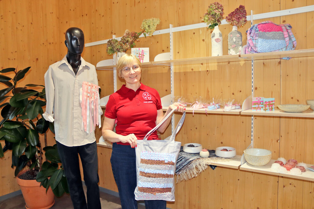 Labdarības tirdziņš «Vēriens»