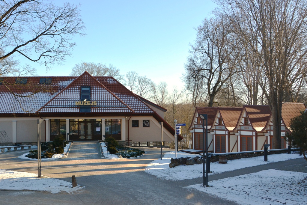 Latvijas Mākslas akadēmijas pedagogu darbu izstāde
