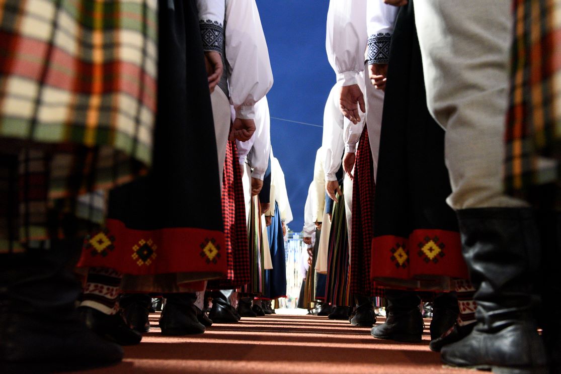 Latvijas dejotāji gatavojas  IX Vidējās paaudzes dejotāju svētkiem