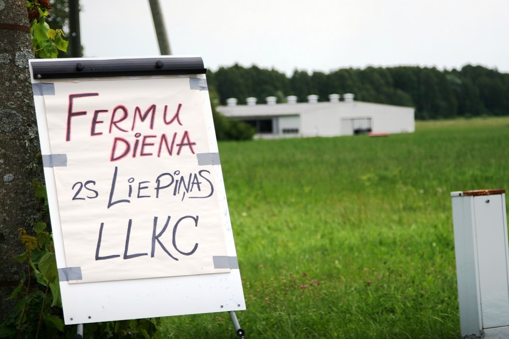 Lauka  pupas — lieliska pašražotā proteīna lopbarība