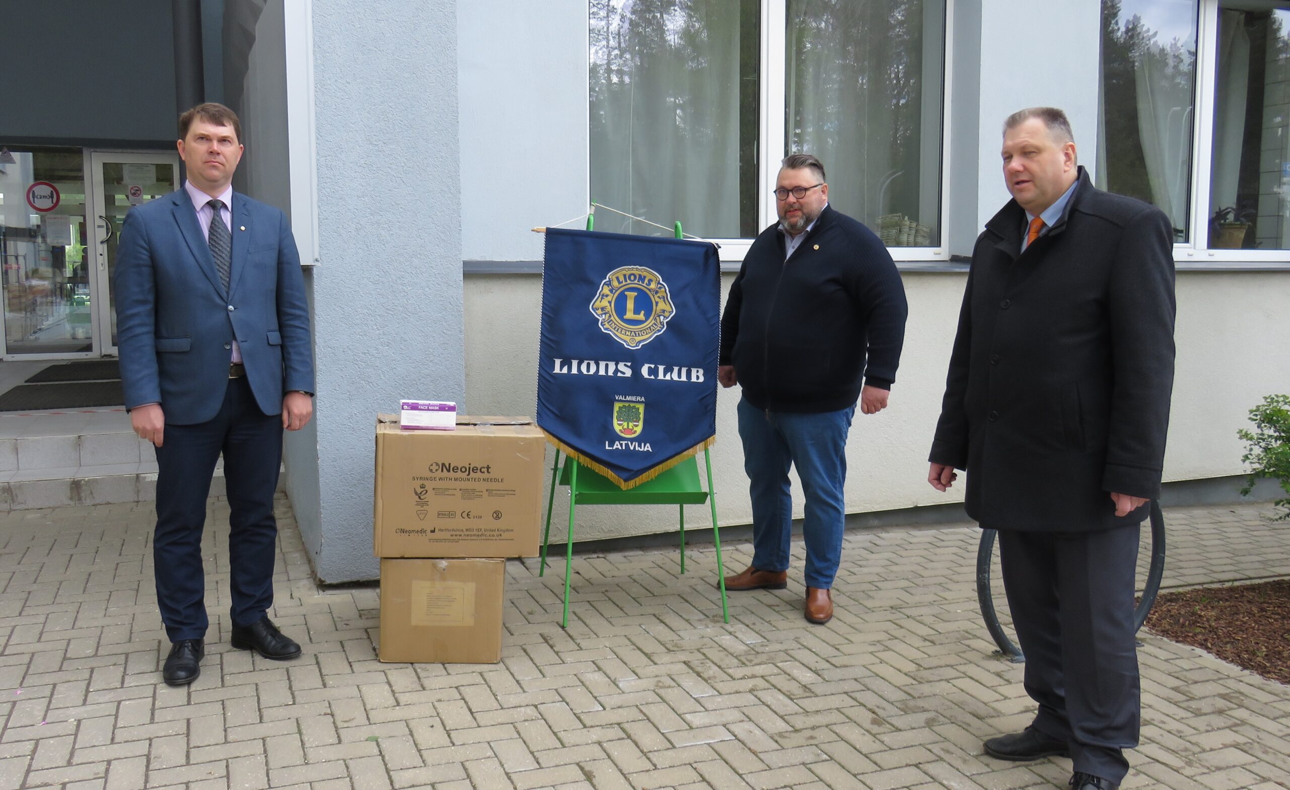 Lauvu klubs «Valmiera» sniedz palīdzību Valmieras mediķiem