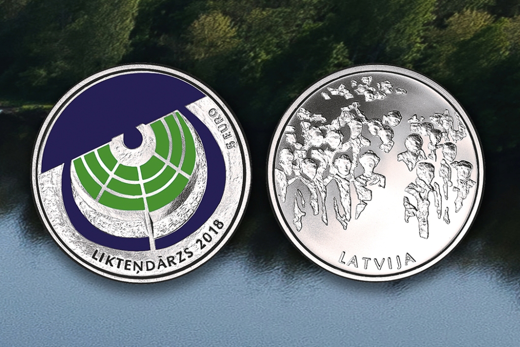 Likteņdārzs iekalts sudrabā