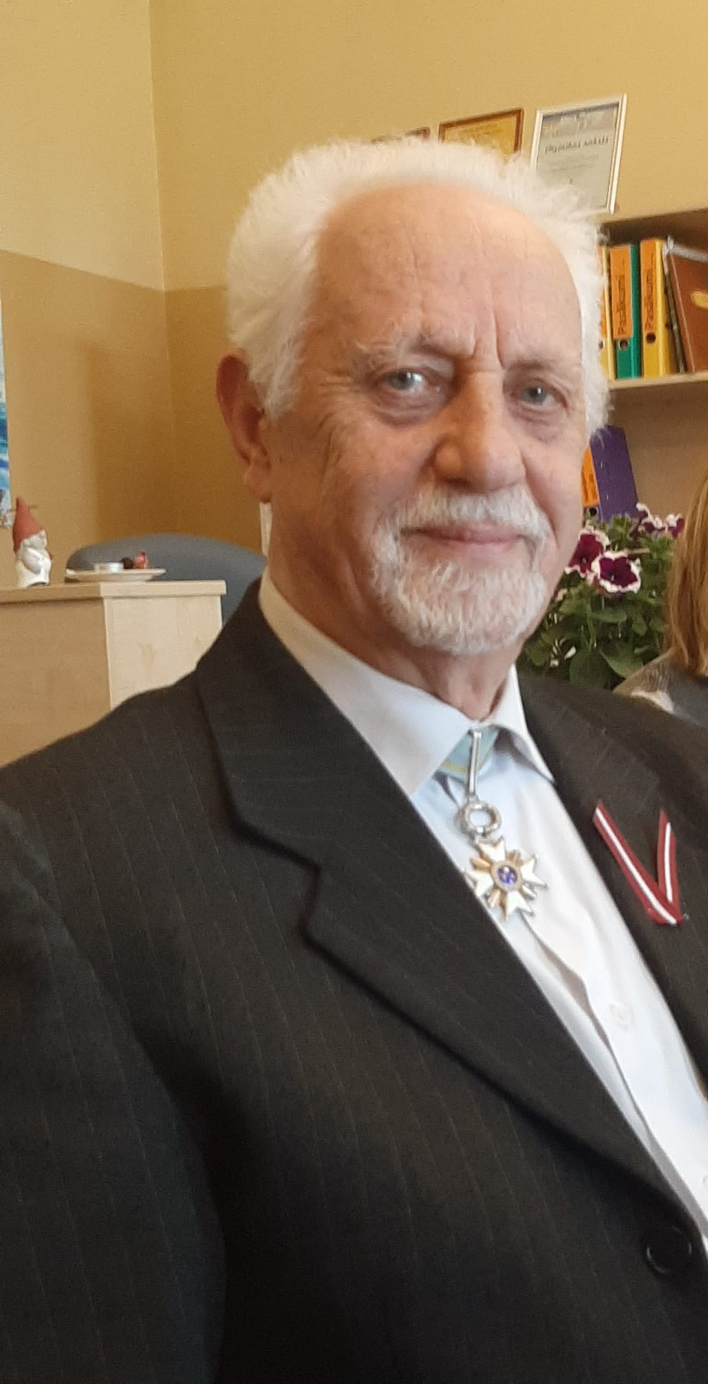 Mani gadi