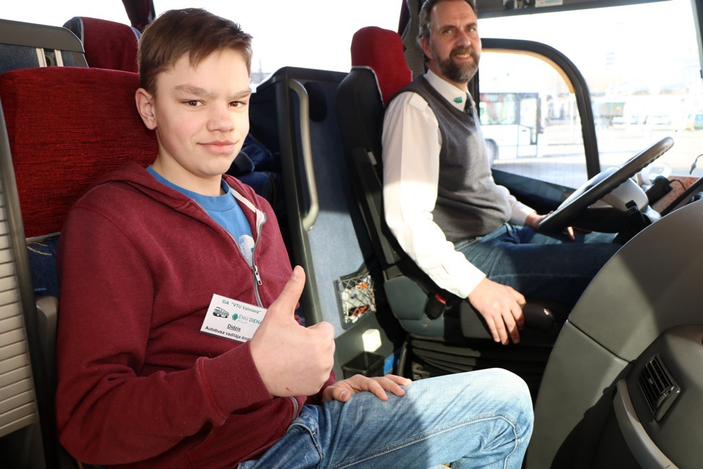 Mērķis skaidrs: būšu autobusa vadītājs
