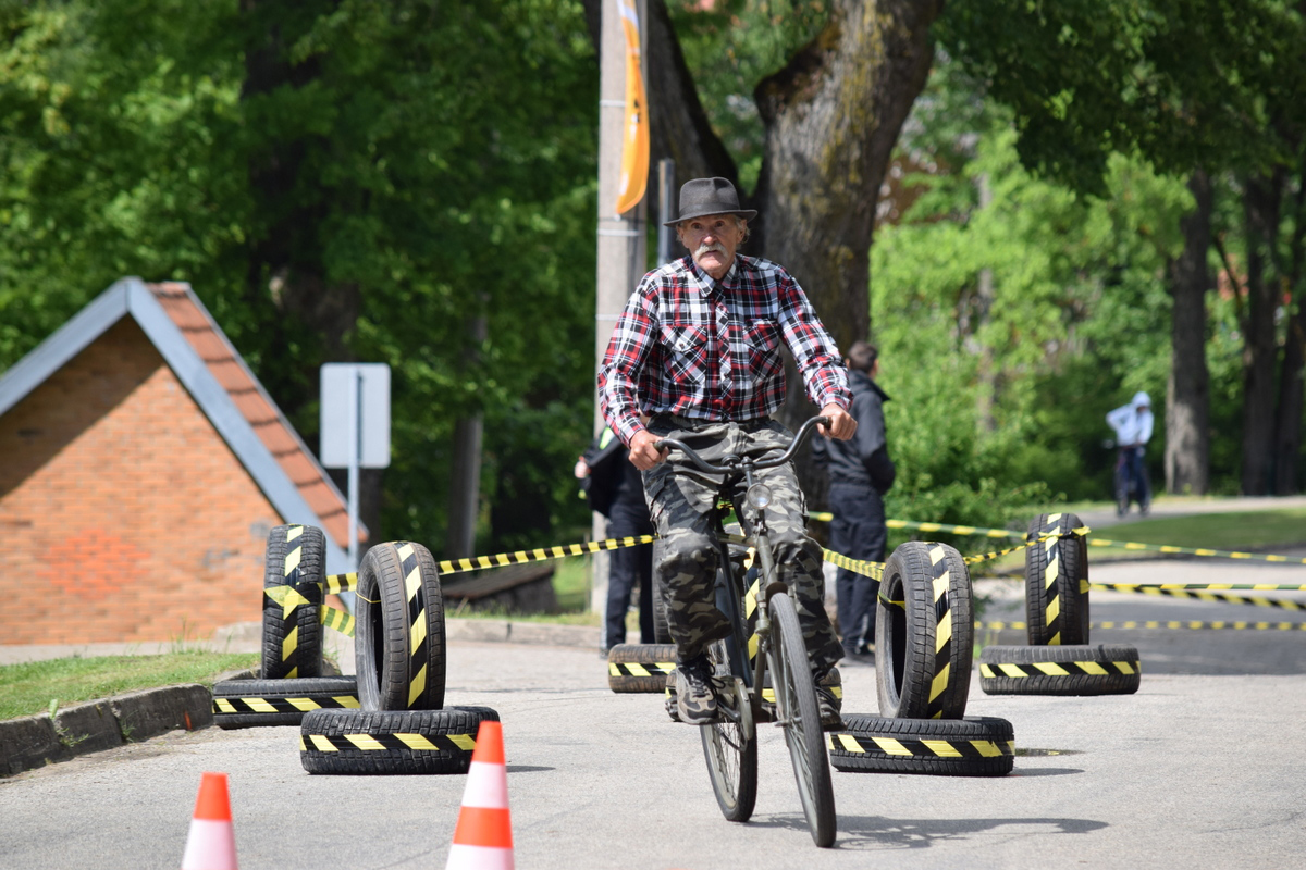 Mūrmuižā notiks tradicionālās ģimeņu sporta spēles «Auto-Moto-Velo»