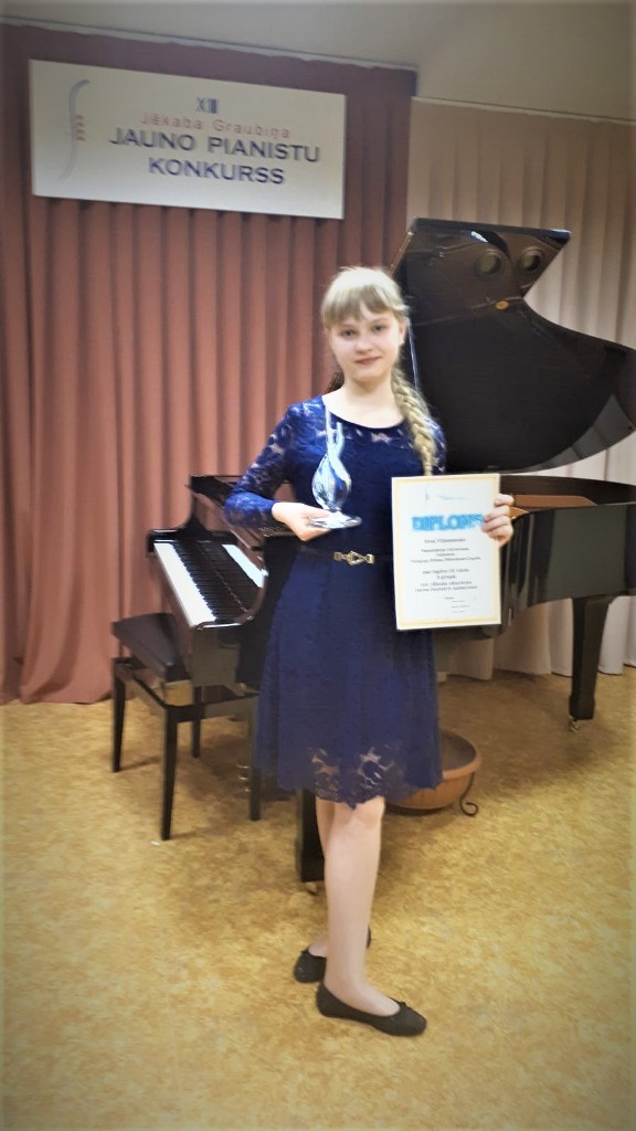 Mūzikas skolas Universum pianistu darbīgais pavasaris