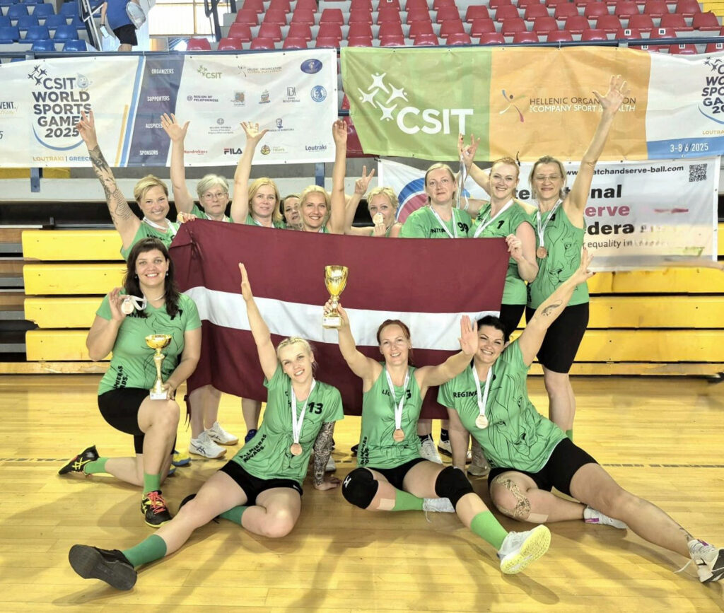 Naukšēnu Catch’n Serve Ball komanda izcīna bronzu Pasaules strādājošo un amatieru sporta spēlēs Grieķijā