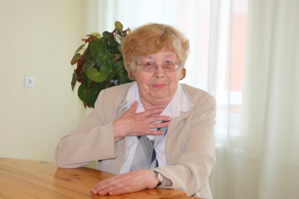Naukšēnu lauvas ciemos pie Rīgas māsām